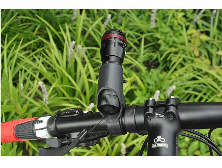 Lumière vélo - phare - Ref 2400764 Image 8