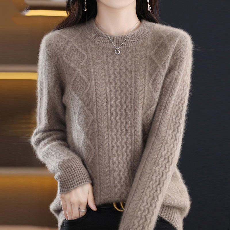 2023 New Autumn and Winter Women's Round Neck Pullover Loose Inner Wear Solid Color Sweater Women's Thickened Base Knit Top