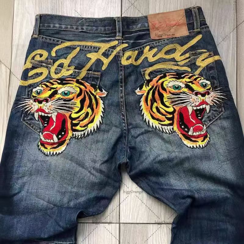 Trendy and Unique Printed American-Style Washed and Distressed White Denim Jeans with a Loose, Casual Design and Tattoo Patterns, Very Cool Trendy and Unique Printed American-Style Washed and Distressed White Denim Jeans with a Loose, Casual Design and Tattoo Patterns, Very Cool