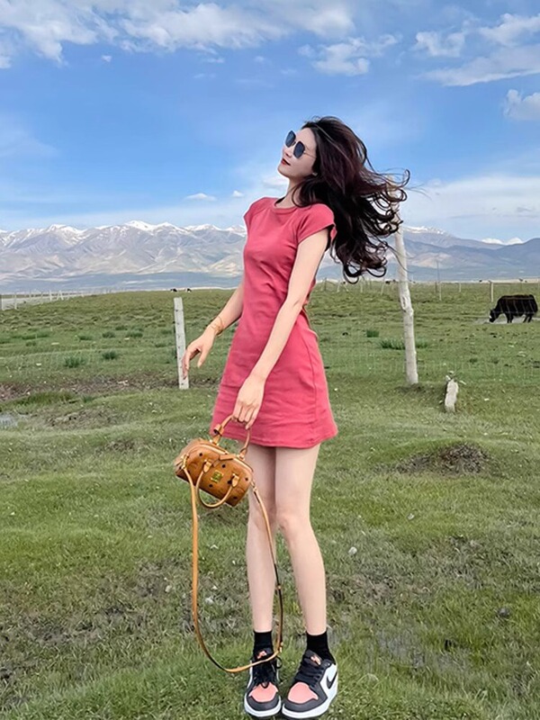 2024 Chic, Unique, Stylish, Age-Reducing, Petite, Fashionable, Casual, Girlish Pink T-Shirt Dress for Women in Summer