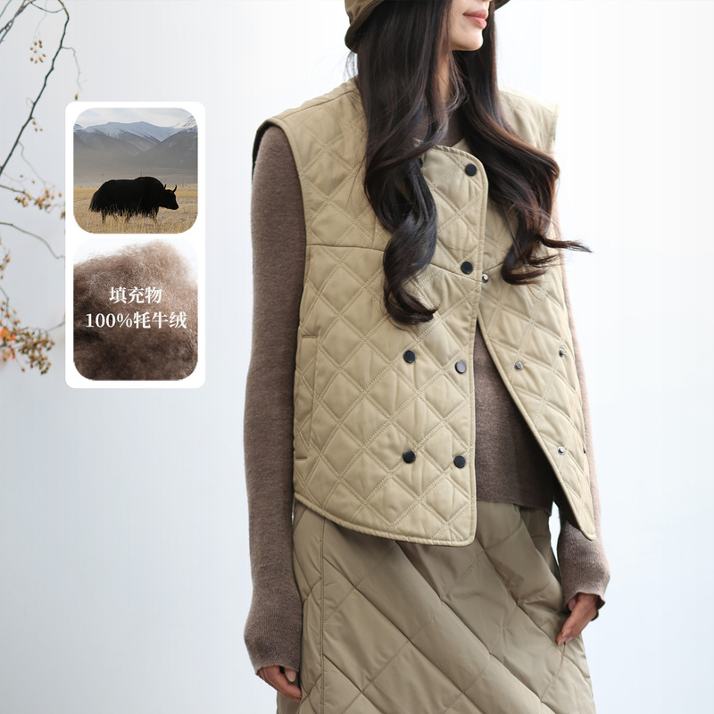 Waterbird Hideaway 100% Yak Wool Filled Vintage Style Diamond Pattern Double-Breasted Vest for Women Lightweight Japanese Style
