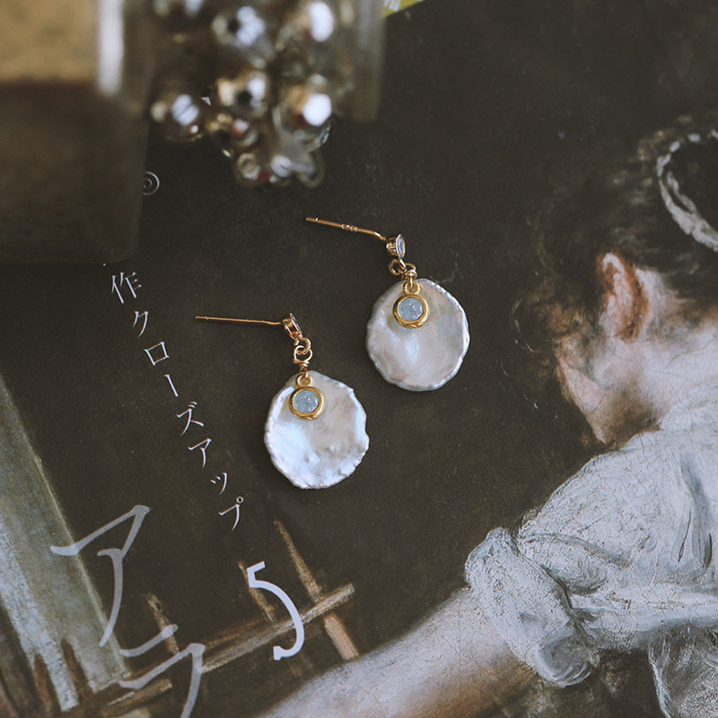 s925 Silver Needle Baroque Pearl Earrings 2021 New Tide Inlaid Blue Zircons Retro Palace Temperament Ear Clip Woman