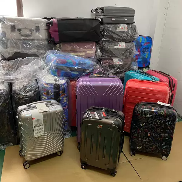 Товары от 小丸子外贸旅行箱