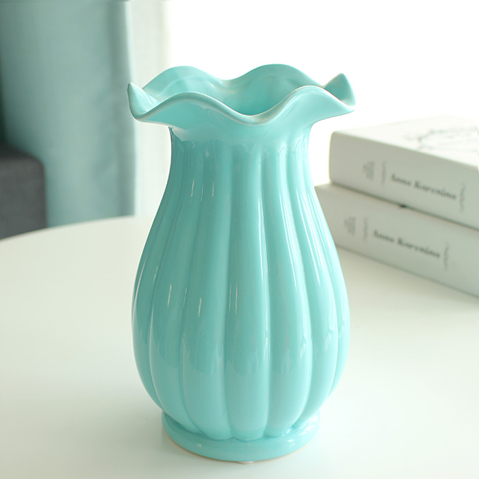 Micro-blemished ceramic decorations Living room ornaments Holly dried flowers Flower vase with silver willow and plum clearance treatment