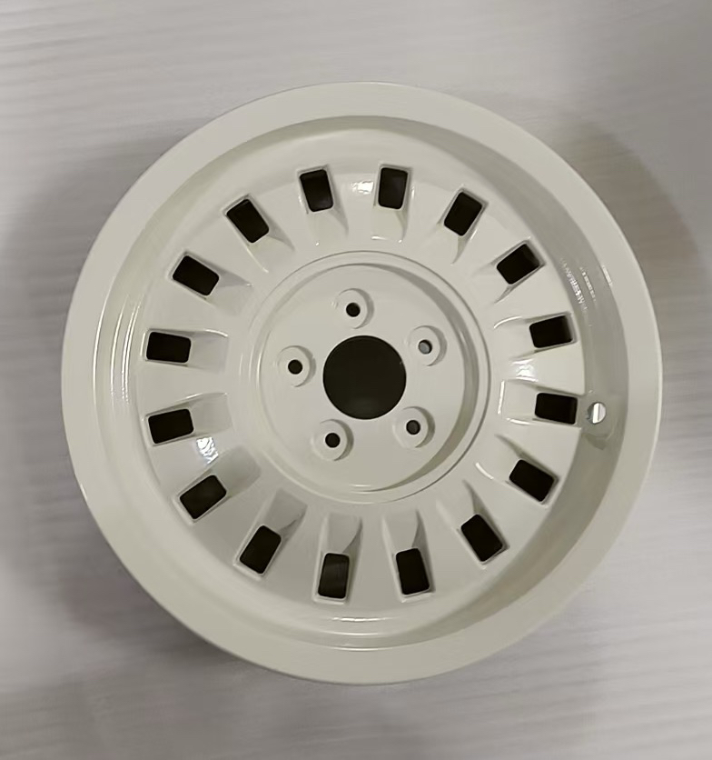 プジョー ジャンゴ QP150T-2C バイク用リアホイールハブ純正パーツ