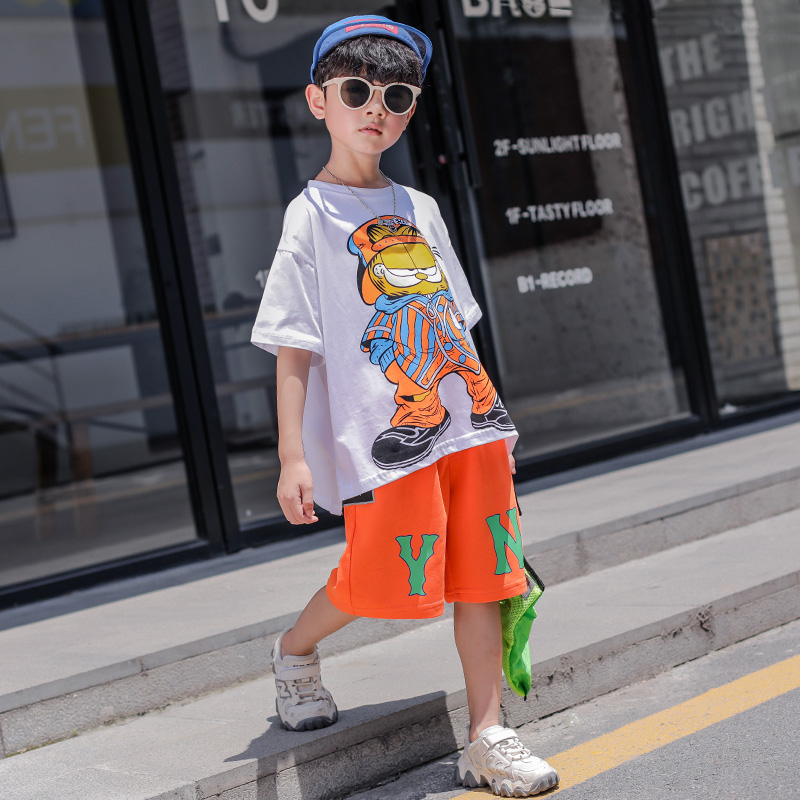 Boys' summer suits 2021 new trendy net red handsome children's boys' summer short-sleeved shorts two-piece suit