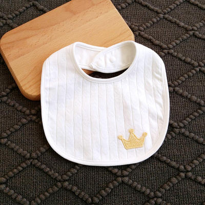 Pure cotton baby wipes, waterproof bibs for boys aged 0-6 months, and milk spitting bibs for newborns