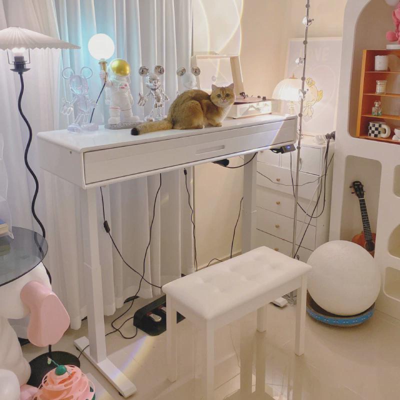 实木琴桌智能电动升降：你的音乐工作室升级必备神器！