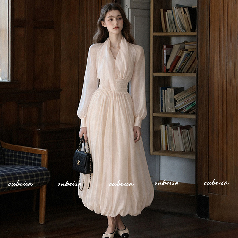Early Autumn French V-Neck Floral Dress, Very Pretty White Moonlight Puffy Skirt, Birthday Party Light Dress