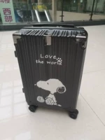 Зип-Зип 𫔀Черный Снупи