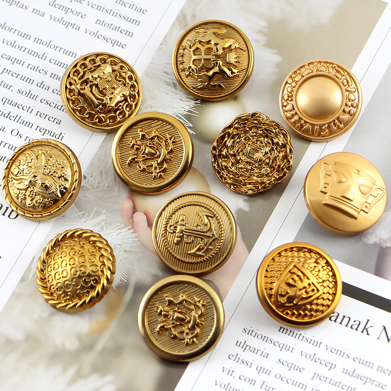Button Xiaoxiang retro wind coat button golden wild metal buckle men and women windbreaker suit button woolen coat button