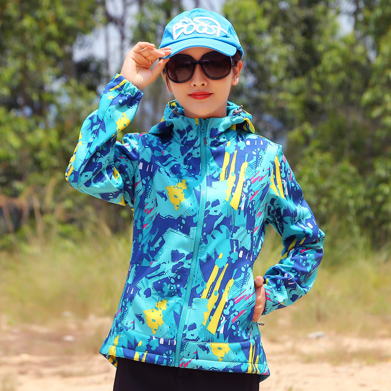 Exploring autumn and winter men's and women's outdoor camouflage soft shell windproof warm jacket fleece jacket mountaineering clothing