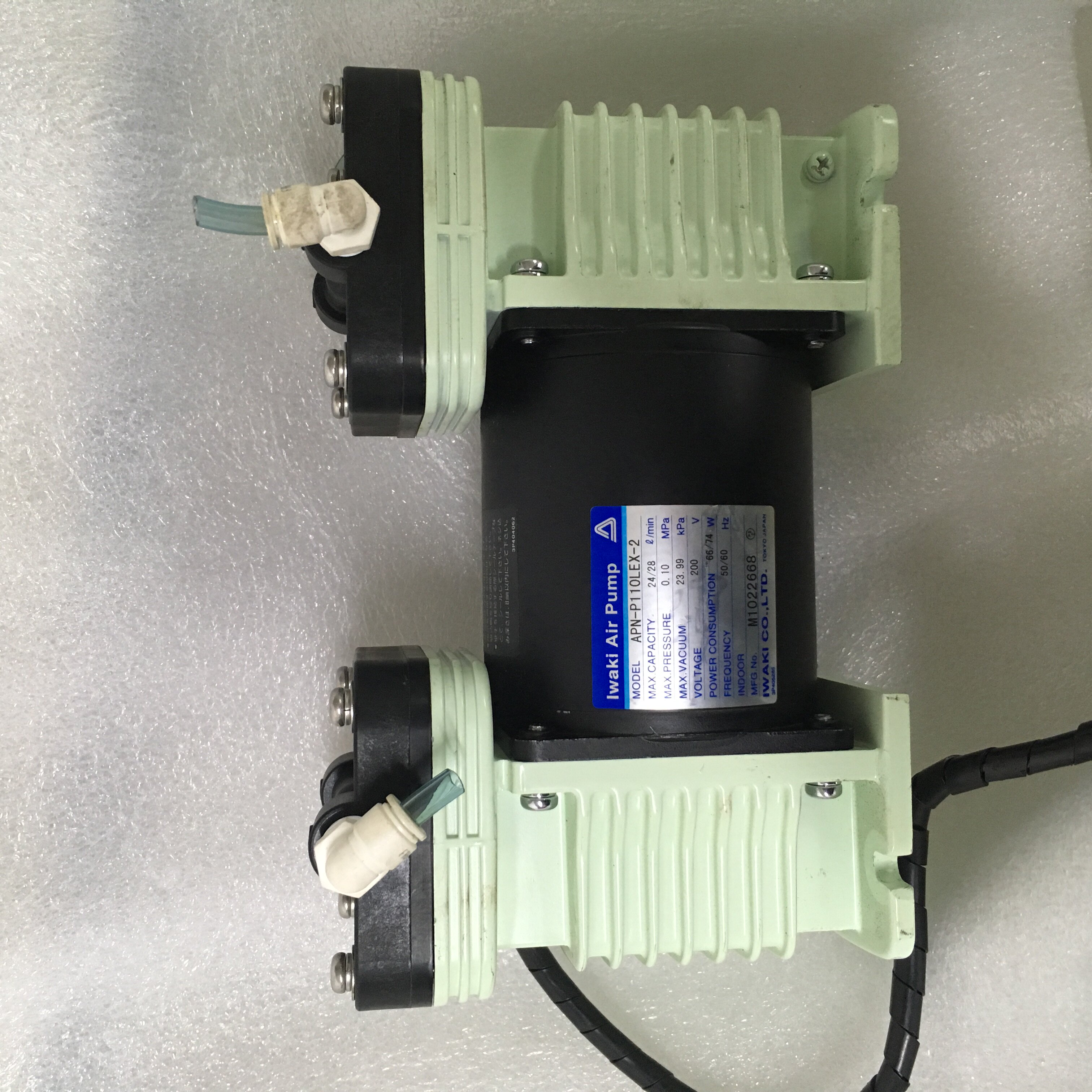 Japan iwaki Easy Weiqi vacuum pump APN-P110LEX-2 (secondhand detached work)