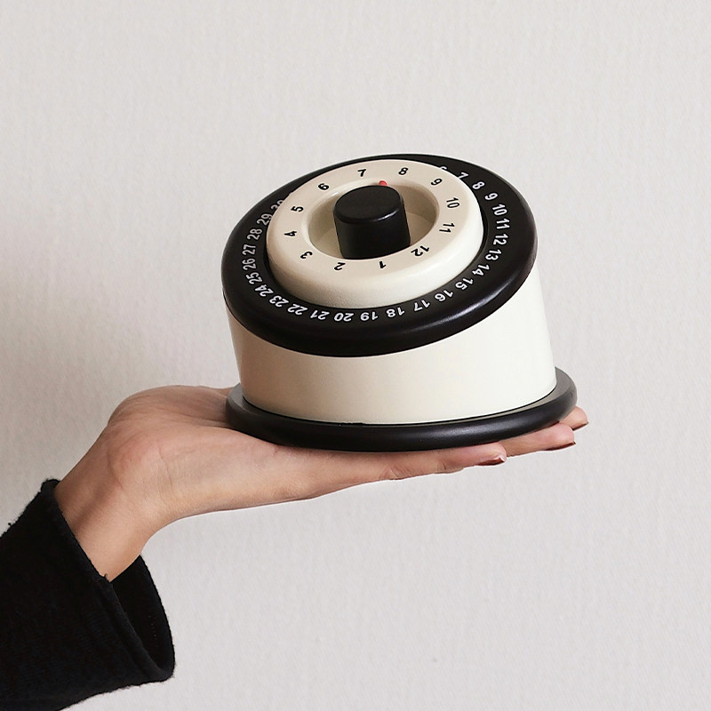 Mou Wooden Creative Desk Calendar Retro Original Design Day Gauge Desktop Perpetual Calendar Swing Piece Decorations calendar-Taobao