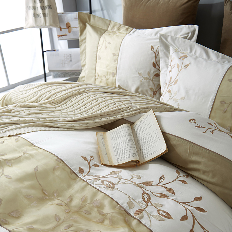 Hiện đại nhỏ gọn bông thêu hoa bộ bốn bông quilt cover 1.5 m 1.8 m bộ đồ giường mới của Trung Quốc bộ đồ giường bộ drap giường