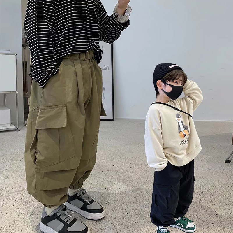 Boys spring and autumn pants Korean version baby overalls 2022 new children's Western style fried street loose casual pants trend