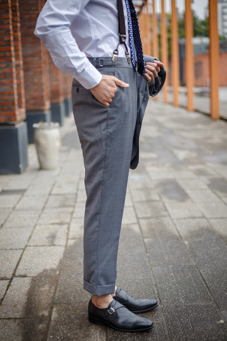 Mùa xuân và mùa hè mẫu quần len màu xám nhạt phù hợp với quần cạp cao Paris khóa Slim fit thoải mái thoáng khí đôi chân nhỏ xíu có thể tùy chỉnh nam quần tây xanh