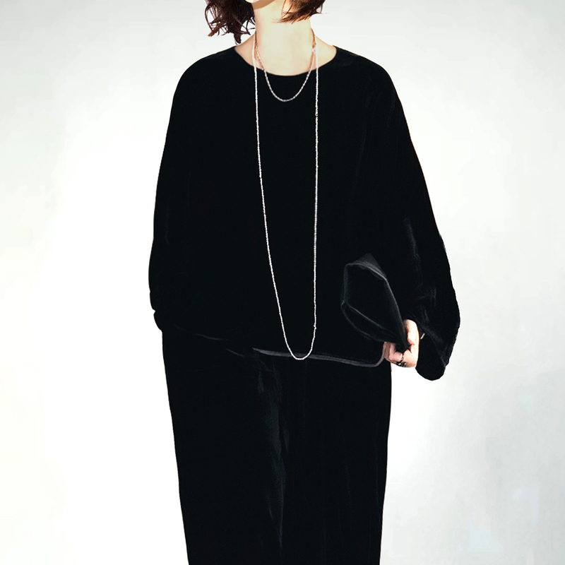 Chen Xiaoman Original Design Black Silk Velvet Suit Loose Pullover Round Neck Drop Shoulder Long Sleeve Top and Pants Chen Xiaoman Original Design Black Silk Velvet Suit Loose Pullover Round Neck Drop Shoulder Long Sleeve Top and Pants