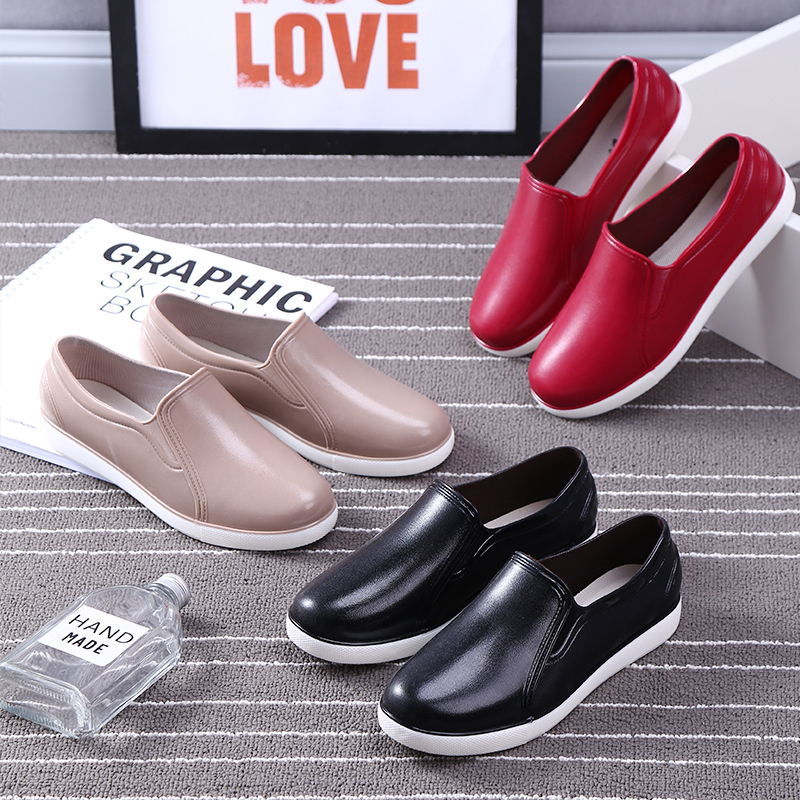 Fashionable Rain Boots for Women, Low-Cut, Shallow Mouth, Kitchen Waterproof Shoes, Thick-Soled, Short-Tube, Non-Slip Work Rubber Shoes, Korean Style Water Boots Fashionable Rain Boots for Women, Low-Cut, Shallow Mouth, Kitchen Waterproof Shoes, Thick-Soled, Short-Tube, Non-Slip Work Rubber Shoes, Korean Style Water Boots