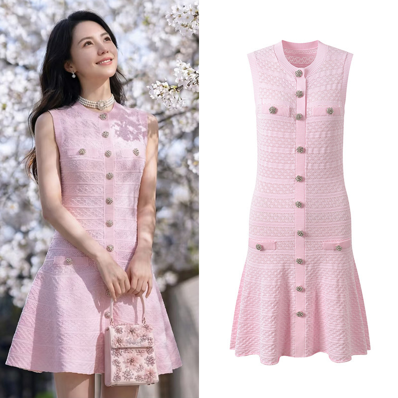 Vesbalman's New Spring-Summer Style Elegant Fashion Slim-Fit Pink Sleeveless Dress with Rhinestone Embellishments