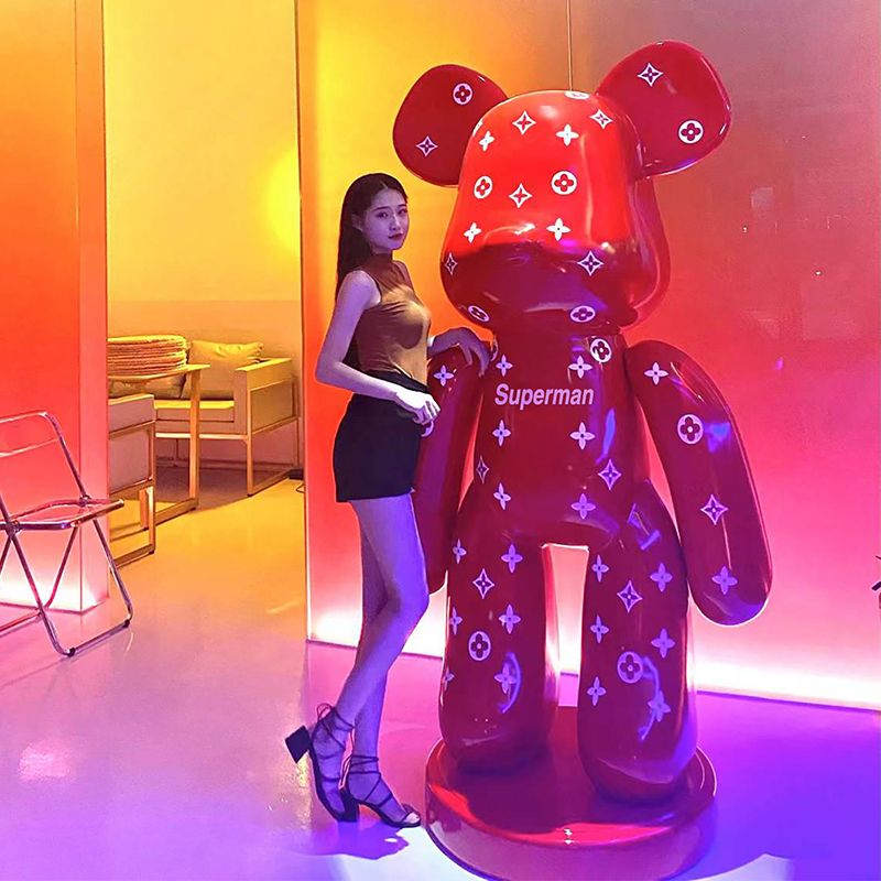 Trendy Kaws Bear Figurine Large Decoration for Living Room Outdoor Cartoon Creative Fortune-Bringing Floor Sculpture