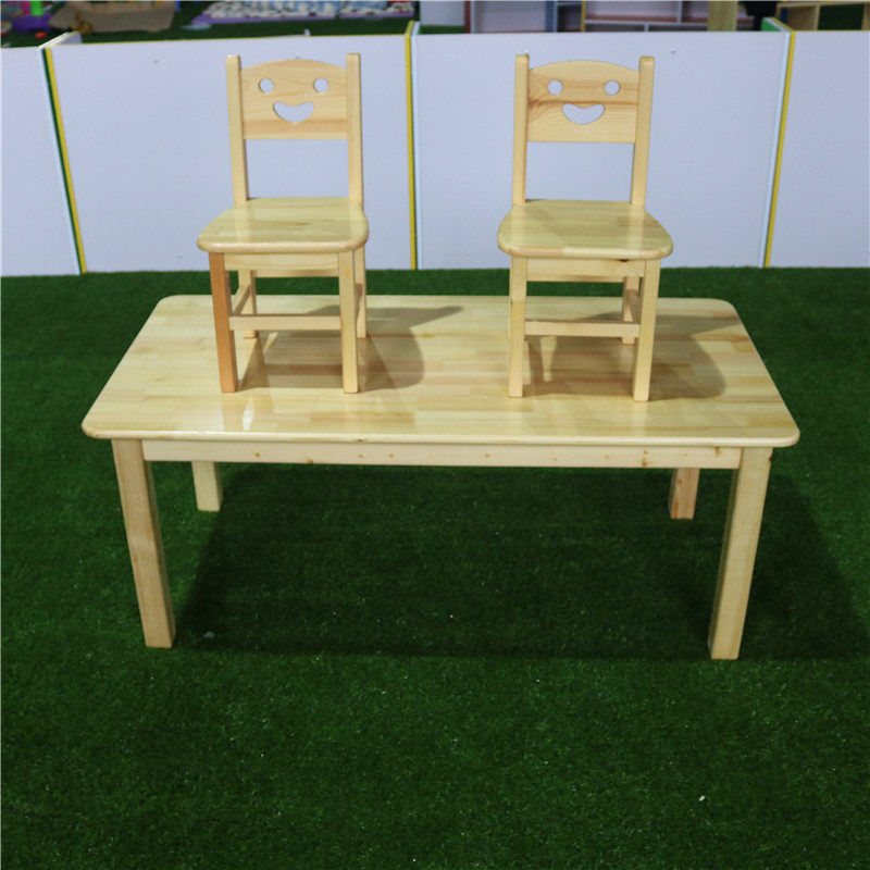 Early education tables and chairs Kindergarten children's solid wood art training class tables Primary school desks and chairs Tutoring class training tables