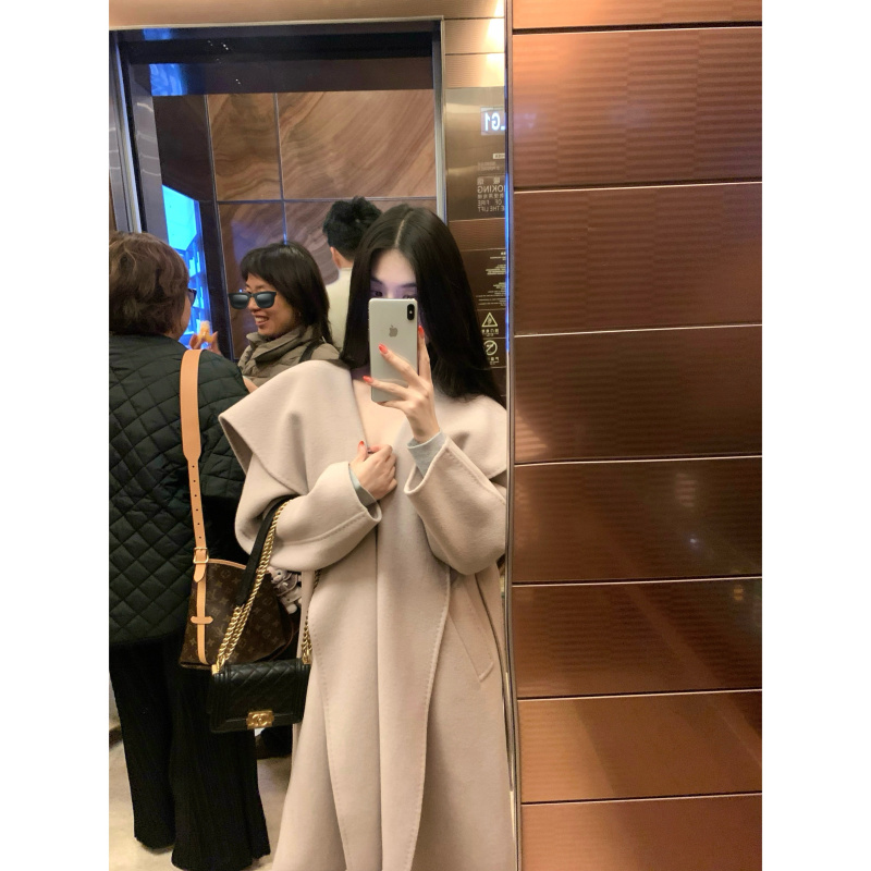 Poet Wong【Runway Coat】High-Quality M*Ax Mara Wool Coat with Lapel and Tie, Featuring Arch Stitch Craftsmanship