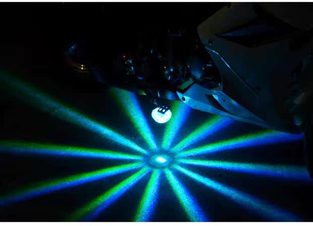 Đèn xe máy Đèn điện LED Bóng đèn Yamaha Ghost Xe tay ga chữa cháy Honda Suzuki Xe máy Sửa đổi phổ quát - Đèn xe máy đèn led 7 màu xe máy