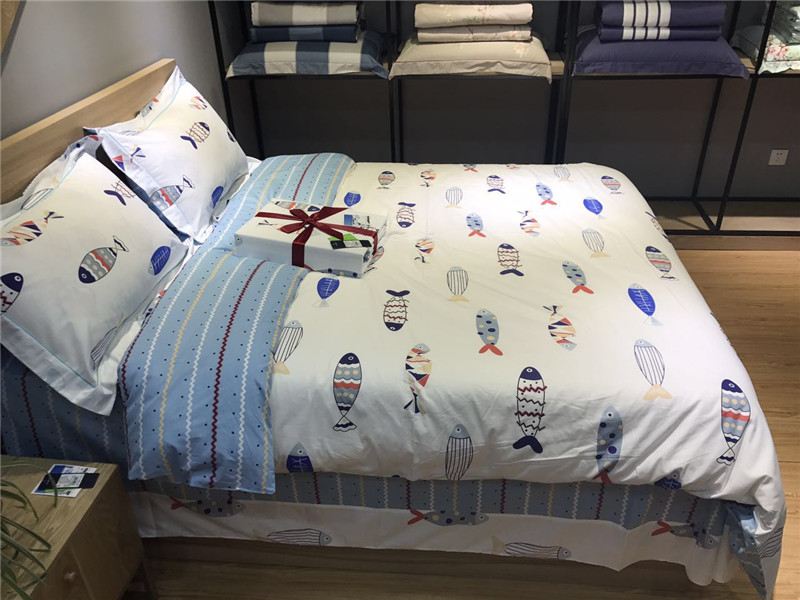 Cotton trẻ em giường bốn mảnh cotton boy boy phim hoạt hình khăn trải giường quilt cover 1.2 m1.5 mét