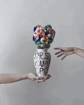 Spot Chauer 18SS Supreme Dirty Words Letters Infringement Vases Bedroom Swing room Home Residence Decoration