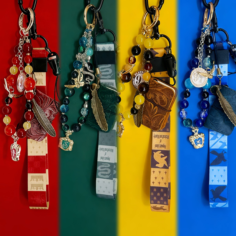 【Big Tomato】Harry Potter Merchandise Keychains Gryffindor/Slytherin/Hufflepuff Keychains