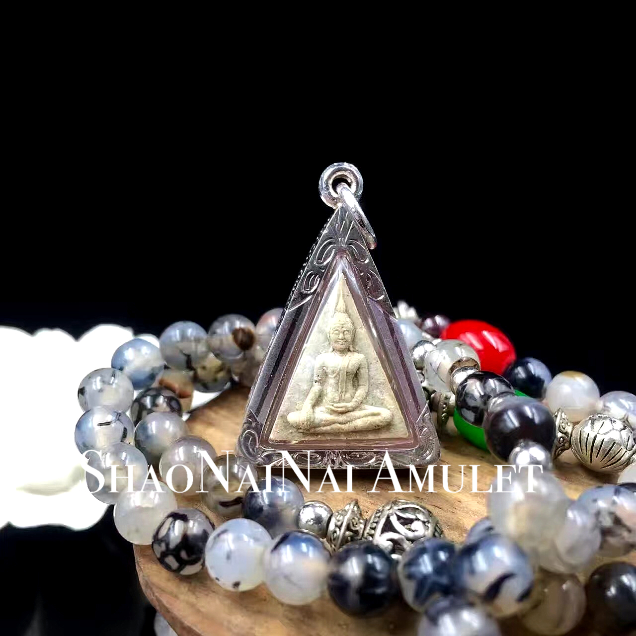 Thailand's Buddhist Tablets Dragon Lady Zen South 2545 Lotus Chongdi Queen South Paea Necklace Pendant