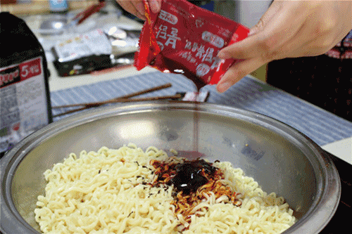 吃了这碗三养火鸡面,我敬你是条汉子7