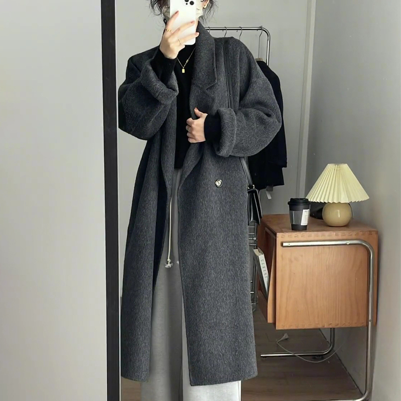 Double-Sided Cashmere Outwear for Women, Black and Gray, 2026 Autumn and Winter New Style, Mid-Length Woolen Loose-Fitting Korean Style Outwear Double-Sided Cashmere Outwear for Women, Black and Gray, 2026 Autumn and Winter New Style, Mid-Length Woolen Loose-Fitting Korean Style Outwear