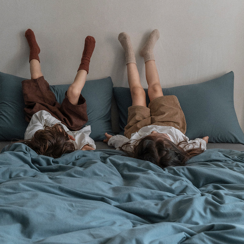 Xinjiang knitted cotton vegetarian color double parquet of four sets of geranium cotton pure color bed products full cotton pure cotton quilt cover sheet bed bamboo hat