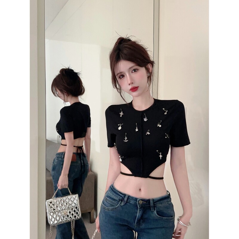Trendy and Sexy Crop Top with Straps for Women, Summer Design, Unique and Elaborate, Slim-Fitting Short-Sleeve T-Shirt