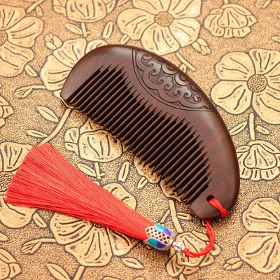 天然金丝檀木雕花梳子按摩梳美发木质梳子小巧便携复古风家庭顺发