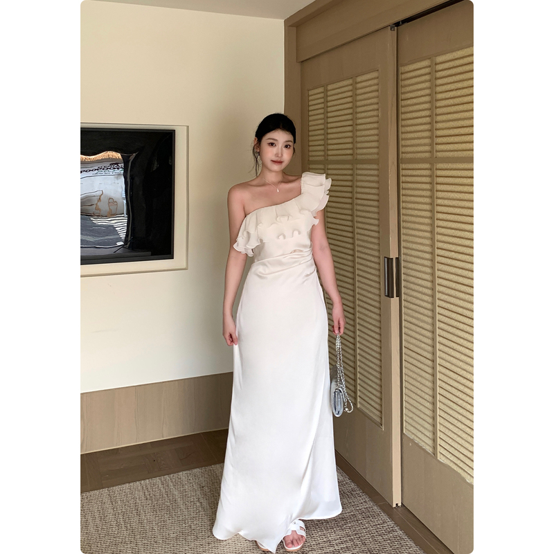 Cake-Cool Round Face [Swan Lake] French Pure Desire Style Off-Shoulder Dress for Women, Summer Sexy Plus-Size Satin Long Dress