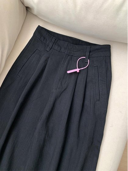 大码女装宽松褶皱纹理黑色牛仔裤秋冬季2025新款显瘦垂感阔腿裤子