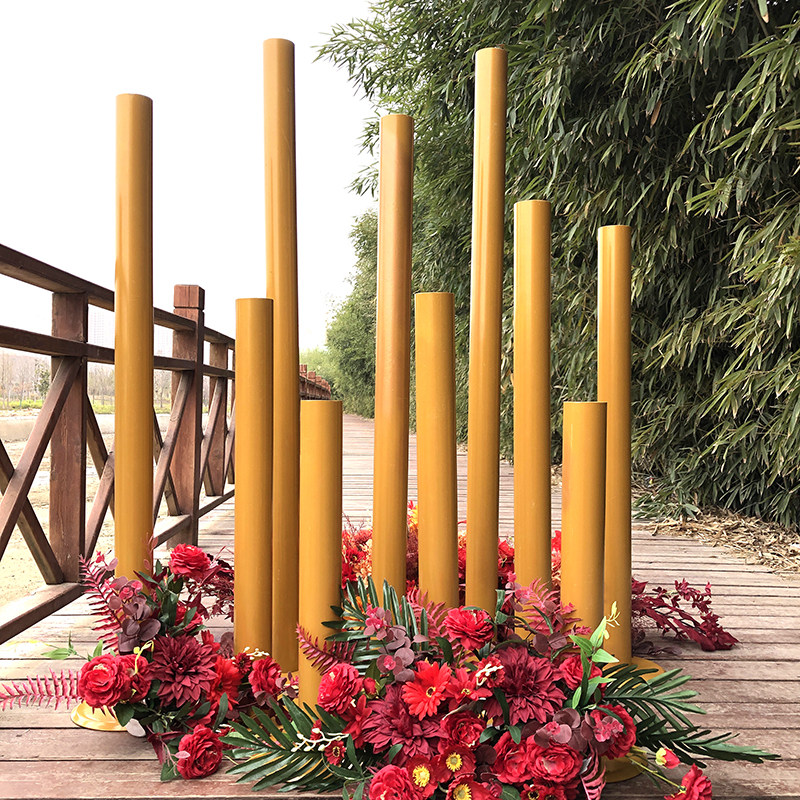 Wedding prop Chinese style road leading tailwind smooth water swing piece iron art road leading Chinese style arch door Han style stage swing piece decoration