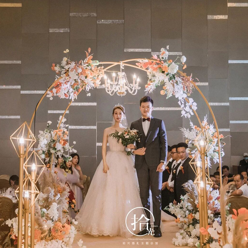 New Wedding Props Iron Art Frame Flower Racks Ttai Aisle Swing Accessories Senteal Wedding Arrangement Decorated Round Vaults