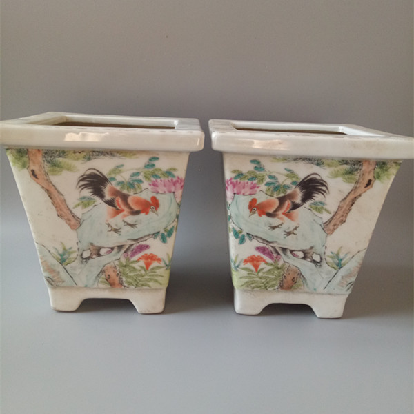 Hot - selling Renminbi during the period of paste hand - made rooster flower pot a pair of old - fashioned antique porcelain