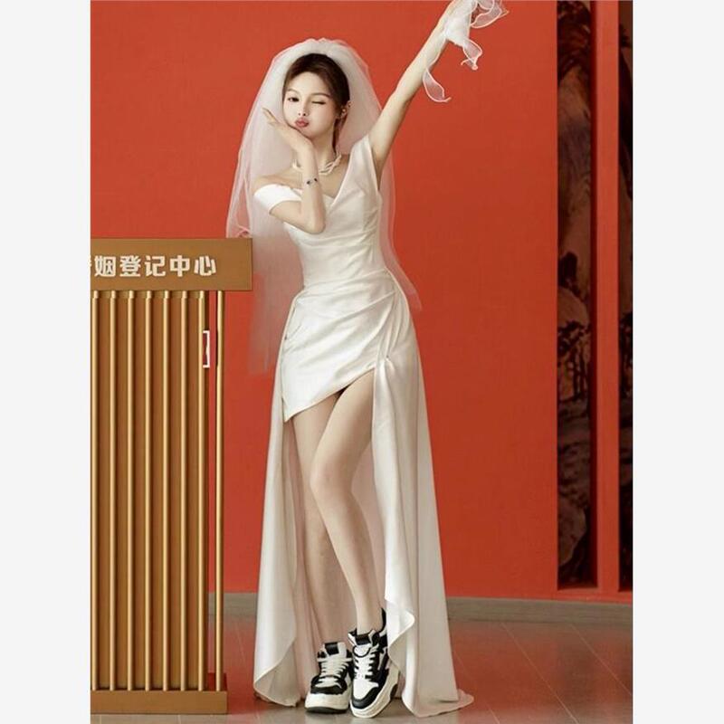 French-Style Off-The-Shoulder Light Wedding Dress for Petite Figures, Elegant and Simple Satin Dress for Marriage Registration, Short White Engagement Dress