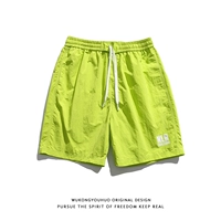 Изумрудный, зеленый