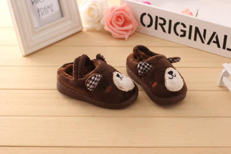 Pantoufles enfants en autre pour hiver - semelle caoutchouc antidérapant - Ref 1011034 Image 37