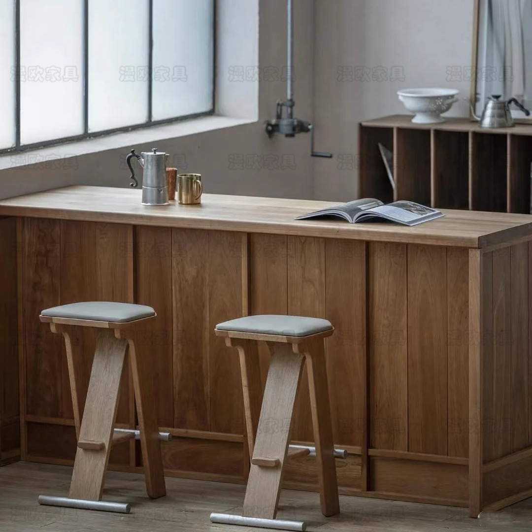 平行バースツール中世スタイルの無垢材ハイスツールホームバースツールシンプルでモダンなハイチェアバースツール軽量高級