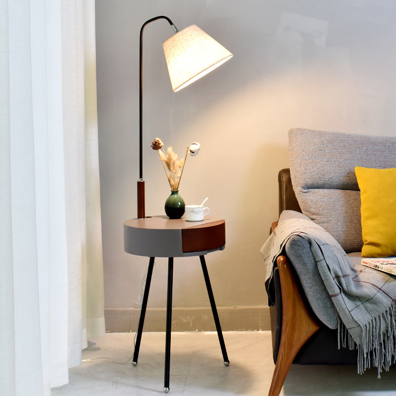 Sofa edge floor lamp in wind living room Simple modern tea several lamps creative bedroom bedroom bedhead lamp vertical table lamp