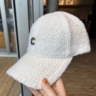 Korean Solid Color Baseball Cap for Men and Women, Autumn and Winter Outdoor Warm Fashion Versatile Lamb Wool Peaked Hat That Makes the Face Look Smaller