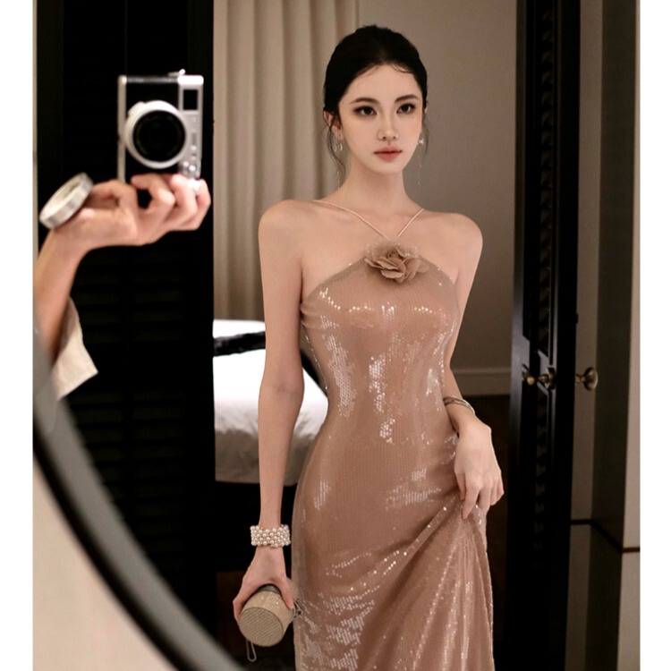 Sexy Sequined Halter Neck Dress for Women, Shimmering Backless Slit Birthday Party Banquet Mermaid Bodycon Gown Sexy Sequined Halter Neck Dress for Women, Shimmering Backless Slit Birthday Party Banquet Mermaid Bodycon Gown