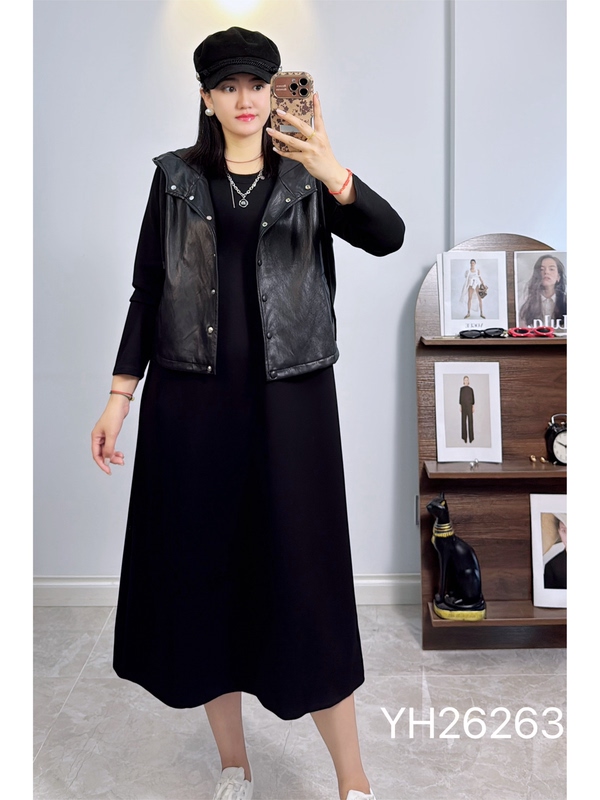 Hong Kong Yunhui 26266 Plus-Size Autumn Leather Vest Set, Large Size Long-Sleeve Dress Two-Piece Set, Slimming Long Dress